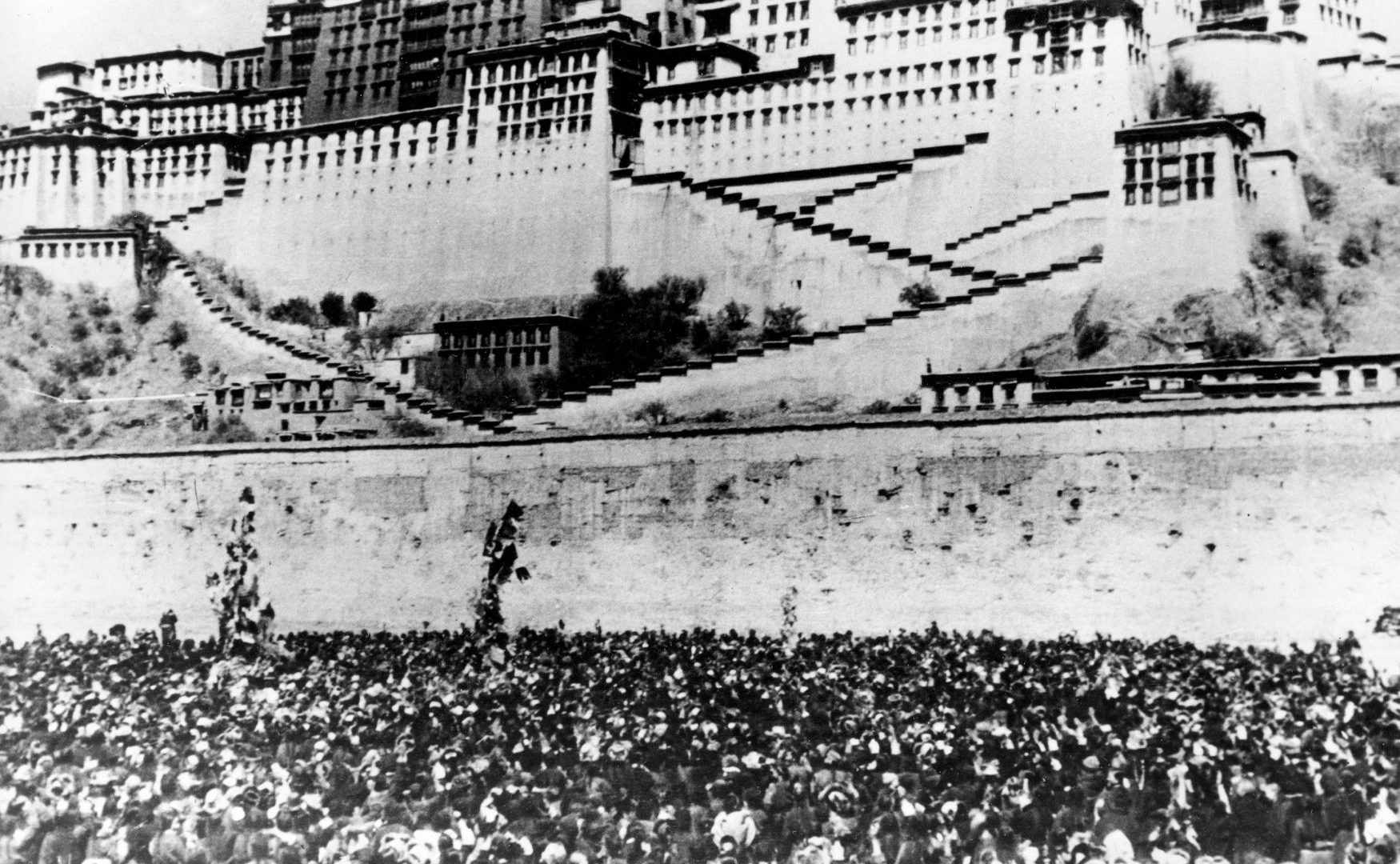 Womens-uprising-day-in-Lhasa-1959-1750x1080